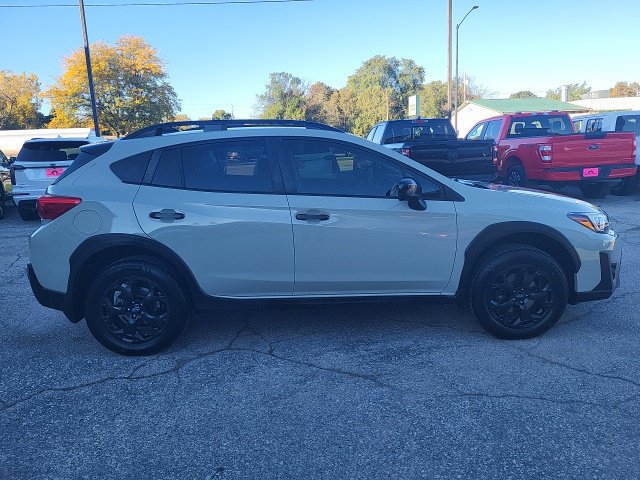 Used 2023 Subaru Crosstrek 2.0i Premium w/ Special Edition AWD/4WD image 20