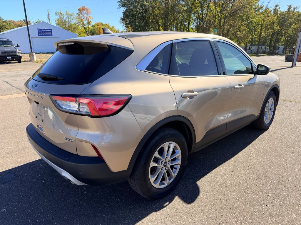 Used 2021 Ford Escape SE AWD/4WD image 2