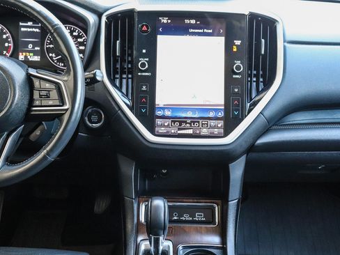 Used 2024 Subaru Ascent Touring AWD/4WD image 16