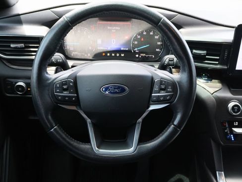 Used 2020 Ford Explorer Limited w/ Class III Trailer Tow Package AWD/4WD image 13