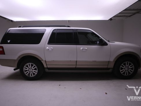 Used 2013 Ford Expedition EL XLT image 5