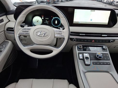 Certified 2023 Hyundai Palisade Calligraphy w/ Cargo Package image 12