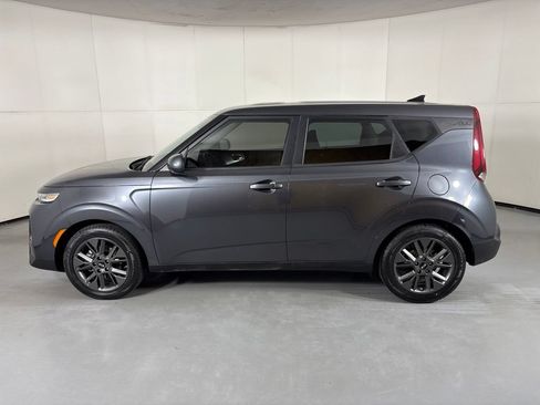 Used 2020 Kia Soul EX FWD image 5