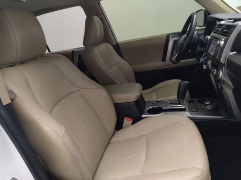 Used 2016 Toyota 4Runner Trail Premium AWD/4WD image 21