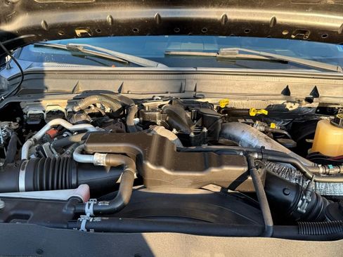 Used 2016 Ford F250 Lariat w/ Lariat Ultimate Package AWD/4WD image 23
