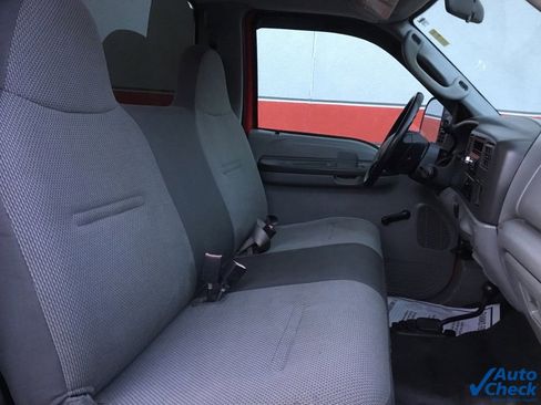 Used 2004 Ford F350 XLT image 28