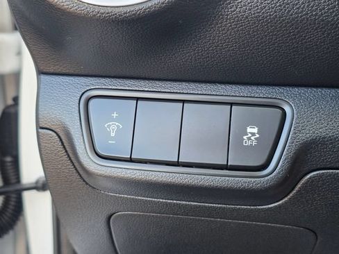 Used 2023 Kia Forte LXS FWD image 33