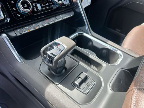 Used 2026 GMC Sierra 1500 Denali w/ Denali Reserve Package image 24
