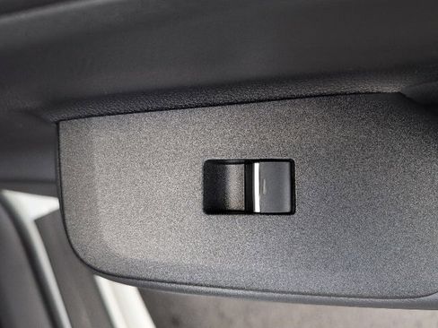 New 2026 Toyota Prius Plug-In Hybrid image 27