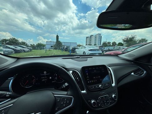 Used 2024 Chevrolet Malibu LT image 33