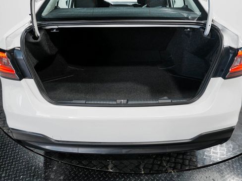 Used 2023 Subaru Legacy Premium image 38