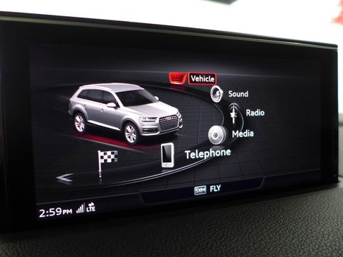 Used 2019 Audi Q7 3.0T Prestige image 28