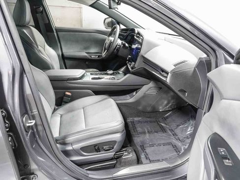 Used 2024 Lexus RZ 300e Premium FWD image 17