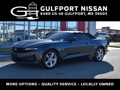 Used 2020 Chevrolet Camaro LT image 1