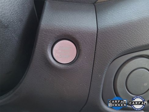 Used 2022 Nissan Frontier SV image 25