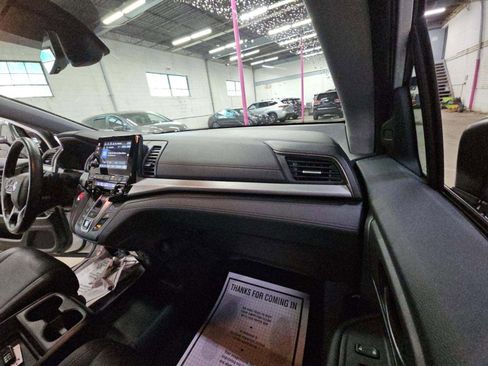 Certified 2023 Honda Odyssey EX-L image 14