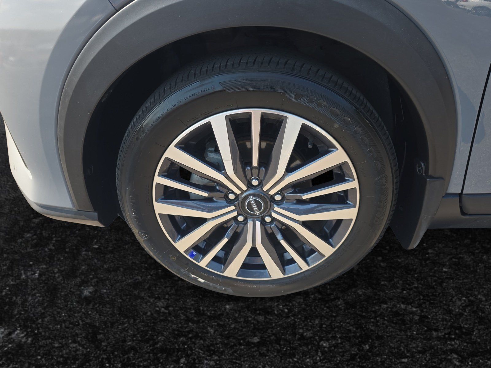 Used 2024 Nissan Kicks SV FWD image 9