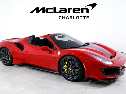 Used 2020 Ferrari 488 Pista Spider RWD image 2