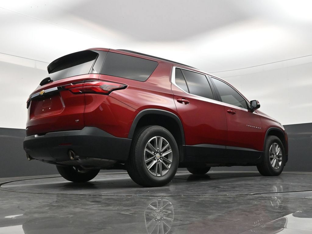 Used 2023 Chevrolet Traverse LT FWD image 24