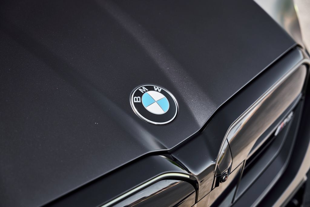 Used 2026 BMW M5 Touring AWD/4WD image 7