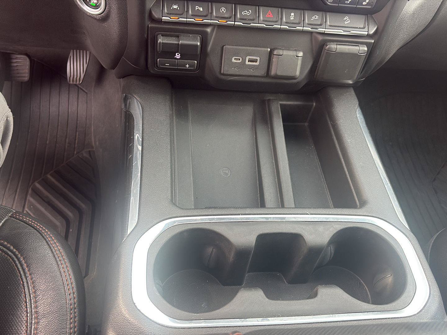 Used 2020 GMC Sierra 1500 AT4 w/ AT4 Premium Package AWD/4WD image 14