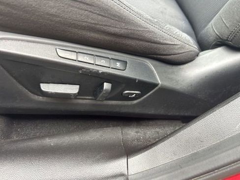 Used 2012 Suzuki Kizashi SE AWD/4WD image 8
