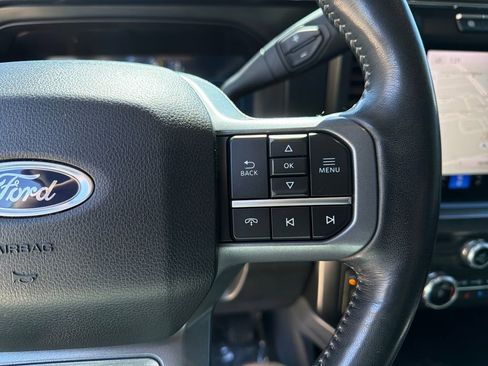 Used 2024 Ford F250 Lariat w/ Black Appearance Package image 24