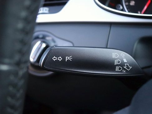 Used 2013 Audi A4 2.0T Premium Plus w/ Premium Plus Pkg image 22