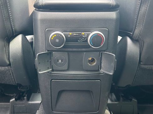 Used 2023 Ford Explorer XLT w/ Equipment Group 202A AWD/4WD image 27