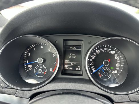 Used 2012 Volkswagen Golf R 2-Door image 18