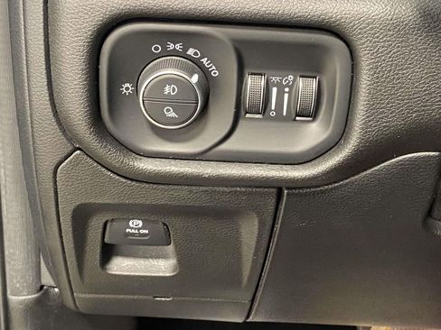 Used 2019 RAM 1500 Big Horn image 19