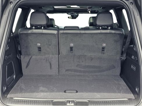 New 2026 Jeep Grand Wagoneer Limited AWD/4WD image 11