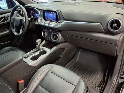 Used 2021 Chevrolet Blazer LT FWD image 9