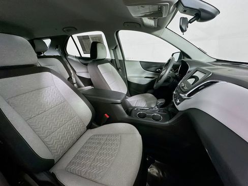 Used 2024 Chevrolet Equinox LS FWD image 12