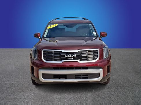 Used 2023 Kia Telluride S FWD image 2