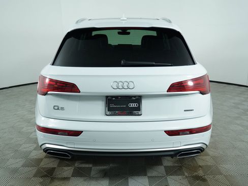 Certified 2022 Audi Q5 2.0T Premium AWD/4WD image 9