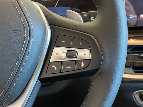 New 2026 BMW X5 xDrive50e w/ Premium Package image 31