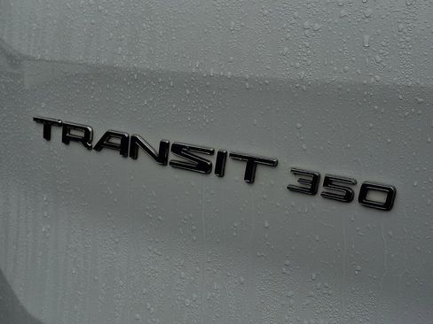 Used 2018 Ford Transit 350 XLT image 30