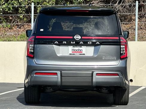 Used 2025 Nissan Armada Platinum Reserve image 4