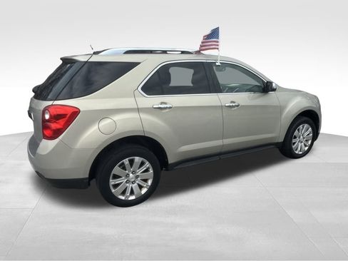 Used 2011 Chevrolet Equinox LT w/ Chrome Appearance Package image 28