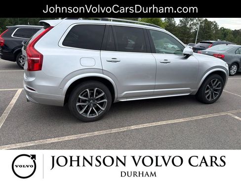 Used 2018 Volvo XC90 T5 Momentum w/ Convenience Package AWD/4WD image 12