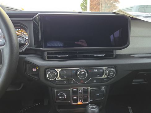 New 2026 Jeep Wrangler Sport AWD/4WD image 9