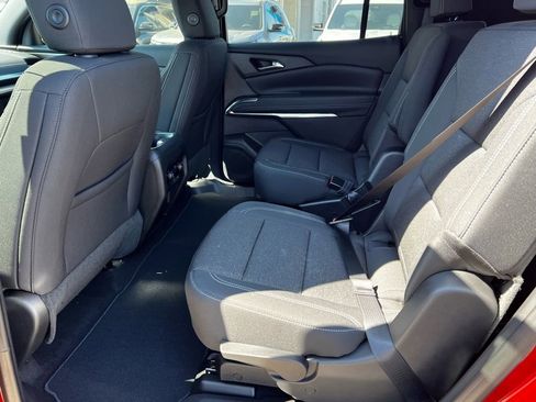 New 2026 Chevrolet Traverse LT w/ Driver Confidence Package image 35