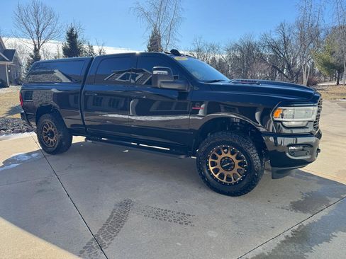 Used 2023 RAM 2500 Laramie image 8