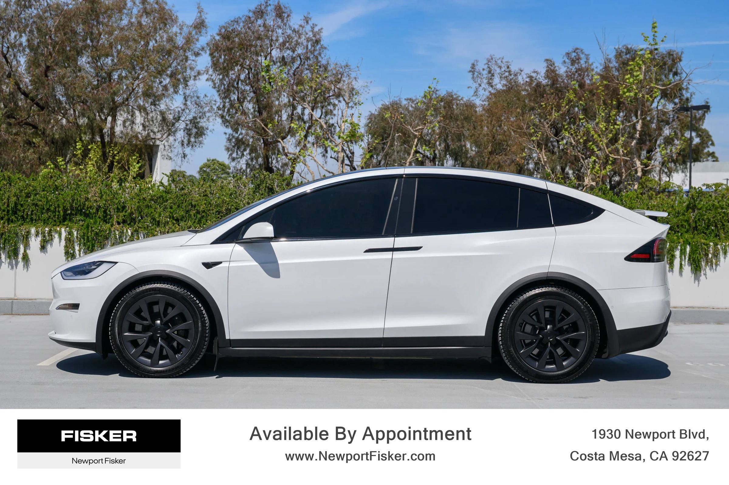 Used 2023 Tesla Model X AWD/4WD image 4
