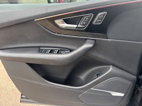 Used 2019 Audi Q7 3.0T Prestige w/ Prestige Package image 22