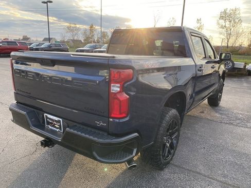 Used 2021 Chevrolet Silverado 1500 Custom Trail Boss w/ LPO, Dark Essentials Package image 7