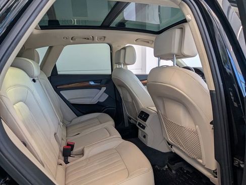 Used 2023 Audi Q5 2.0T Premium Plus w/ Premium Plus Package image 15