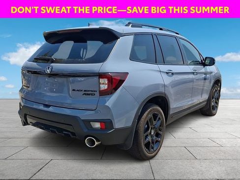 Used 2025 Honda Passport Black Edition image 8