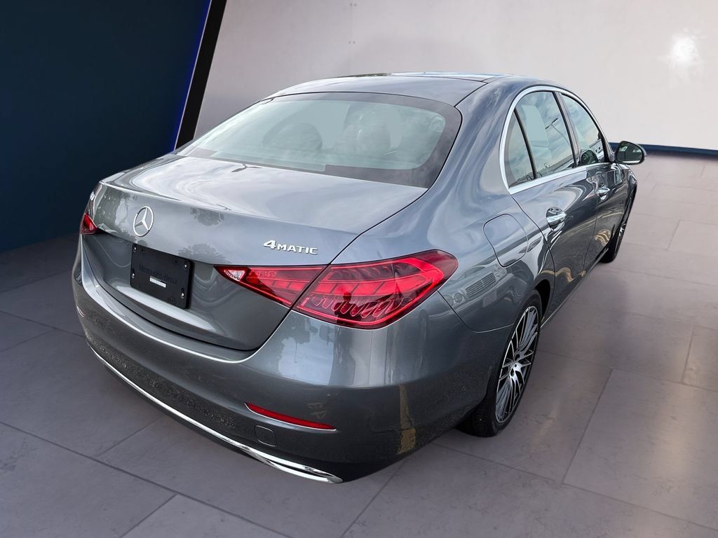 Used 2022 Mercedes-Benz C 300 4MATIC Sedan image 5